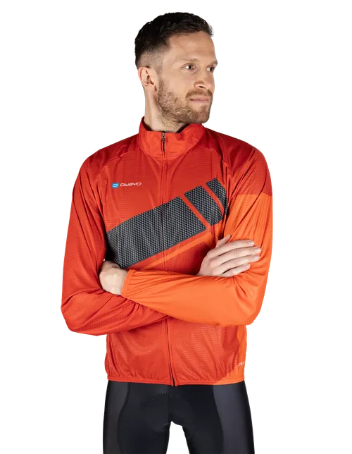 The model is 186 cm  and is wearing a size 7