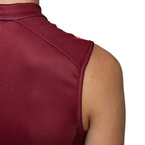 Sleeveless Layout with Shoulder insert
